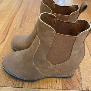 Target Sorel Dupes 